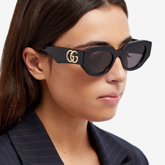 NEW GUCCI GG1421S 001 WOMEN BLACK SUNGLASSES GUCCI - Picture 11 of 15